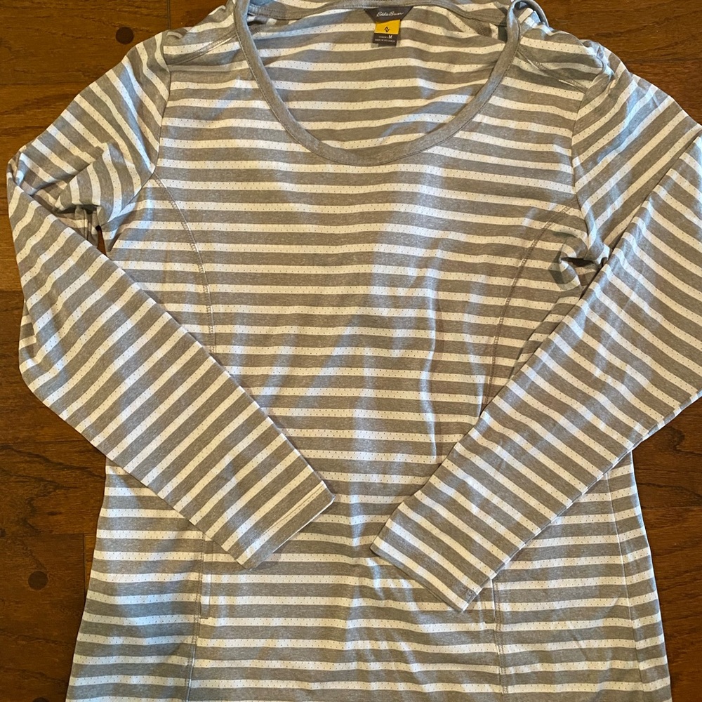 Eddie Bauer Athletic Shirt with Hood, Size M